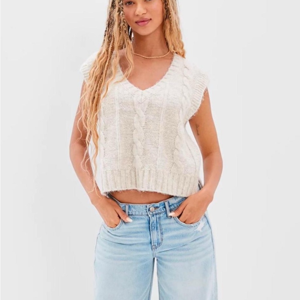 Women's Cream Cable Knit Sweater Vest